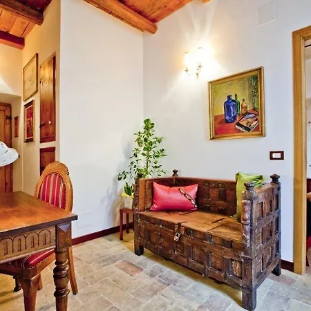 Il Marchese Del Grillo Nocleg ze śniadaniem