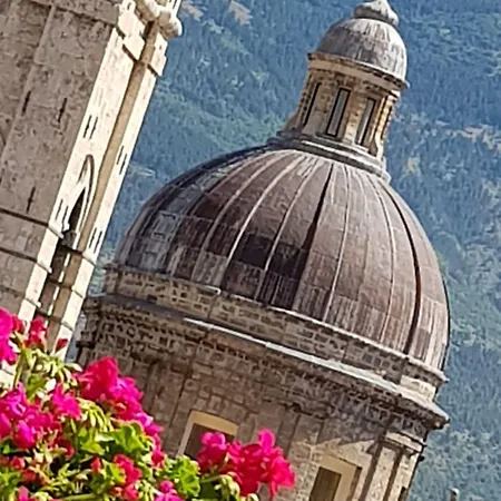 Nocleg ze śniadaniem Il Marchese Del Grillo 4*