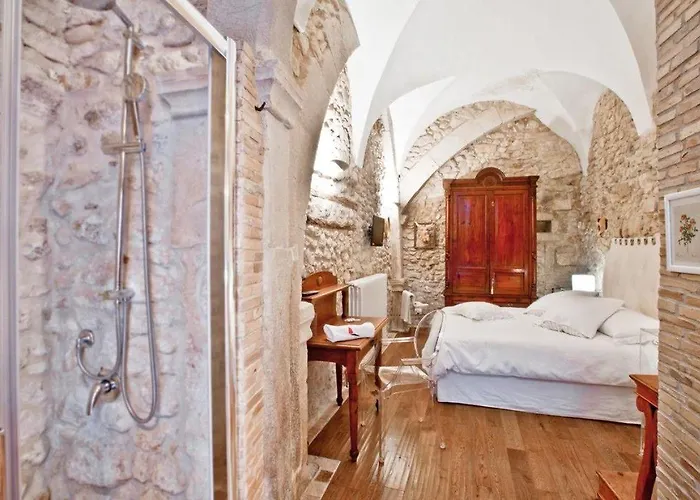 Il Marchese Del Grillo Bed & Breakfast 4*