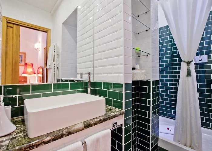 Il Marchese Del Grillo 4*